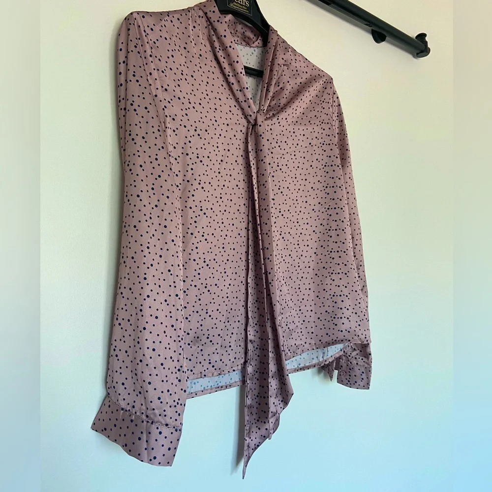 2 FOR $10 ☀️Polka dot rose gold blouse - Picture 2 of 6